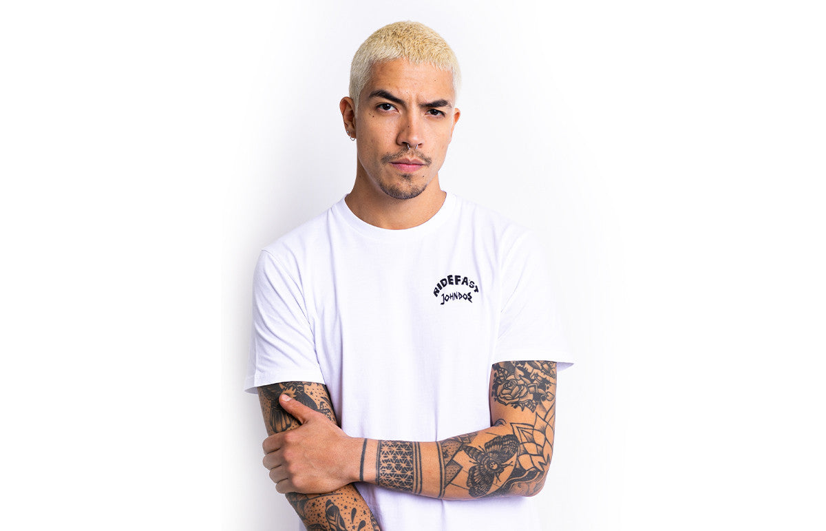 T-shirt Lion White John Doe - 3