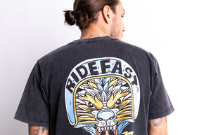 T-shirt Lion Black John Doe - 3